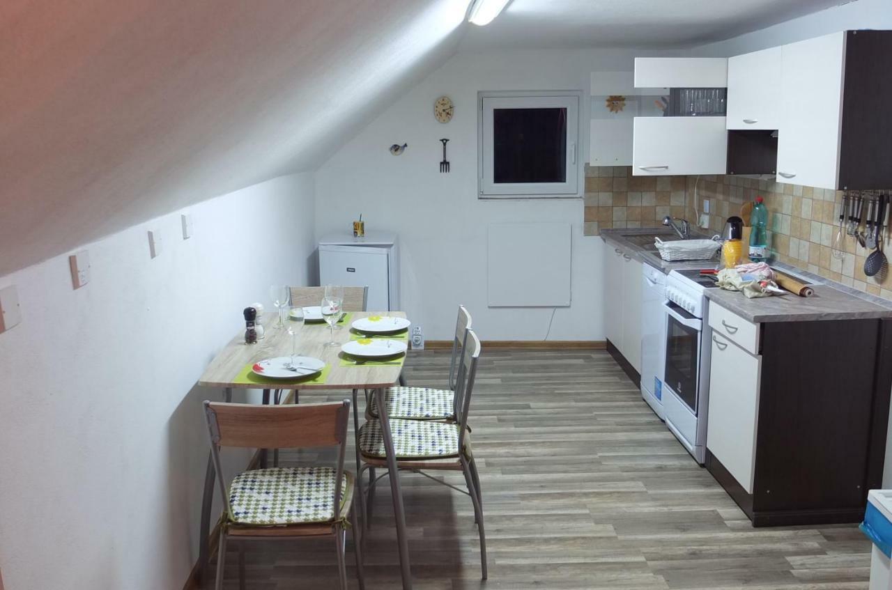 Apartman75 Tisnov Exterior photo